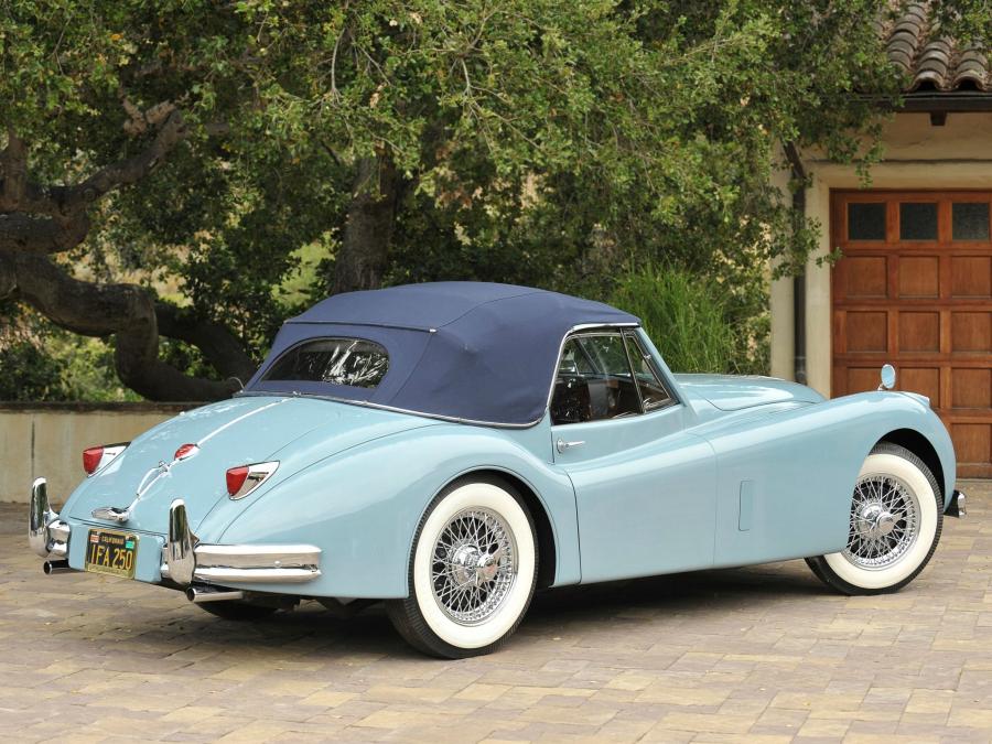  Jaguar XK140 Drophead Coupe 1954 года  (фото 13 из 21)